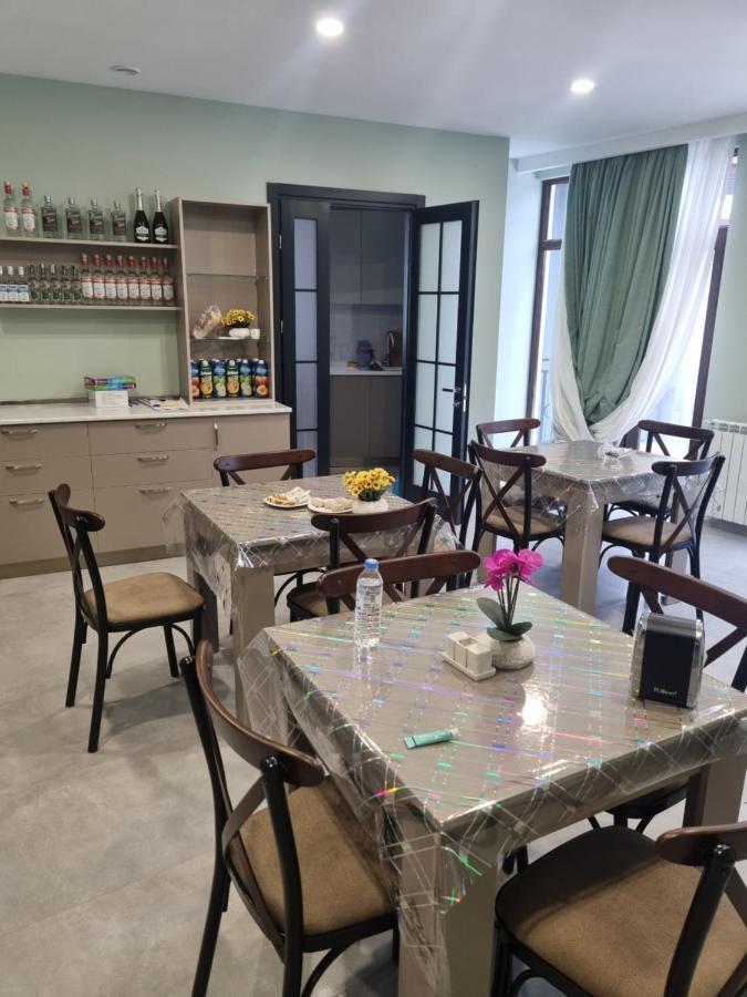 Caspian Vf Hotel Batoemi Buitenkant foto