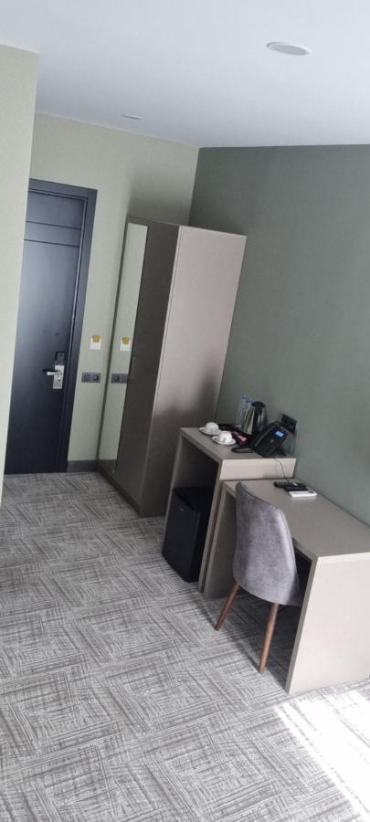 Caspian Vf Hotel Batoemi Buitenkant foto