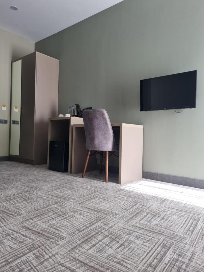 Caspian Vf Hotel Batoemi Buitenkant foto