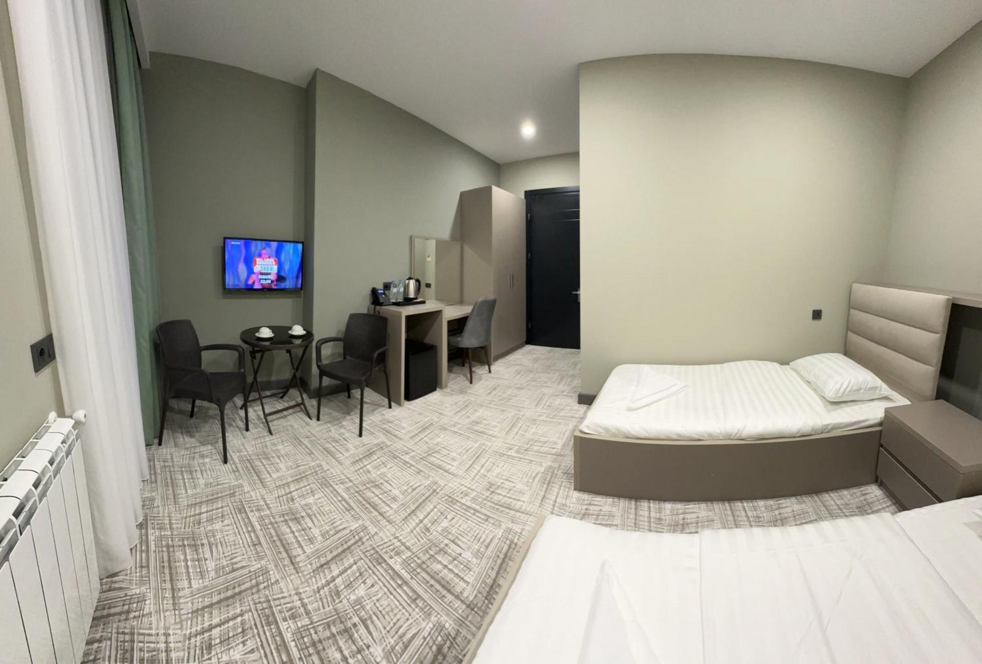 Caspian Vf Hotel Batoemi Buitenkant foto