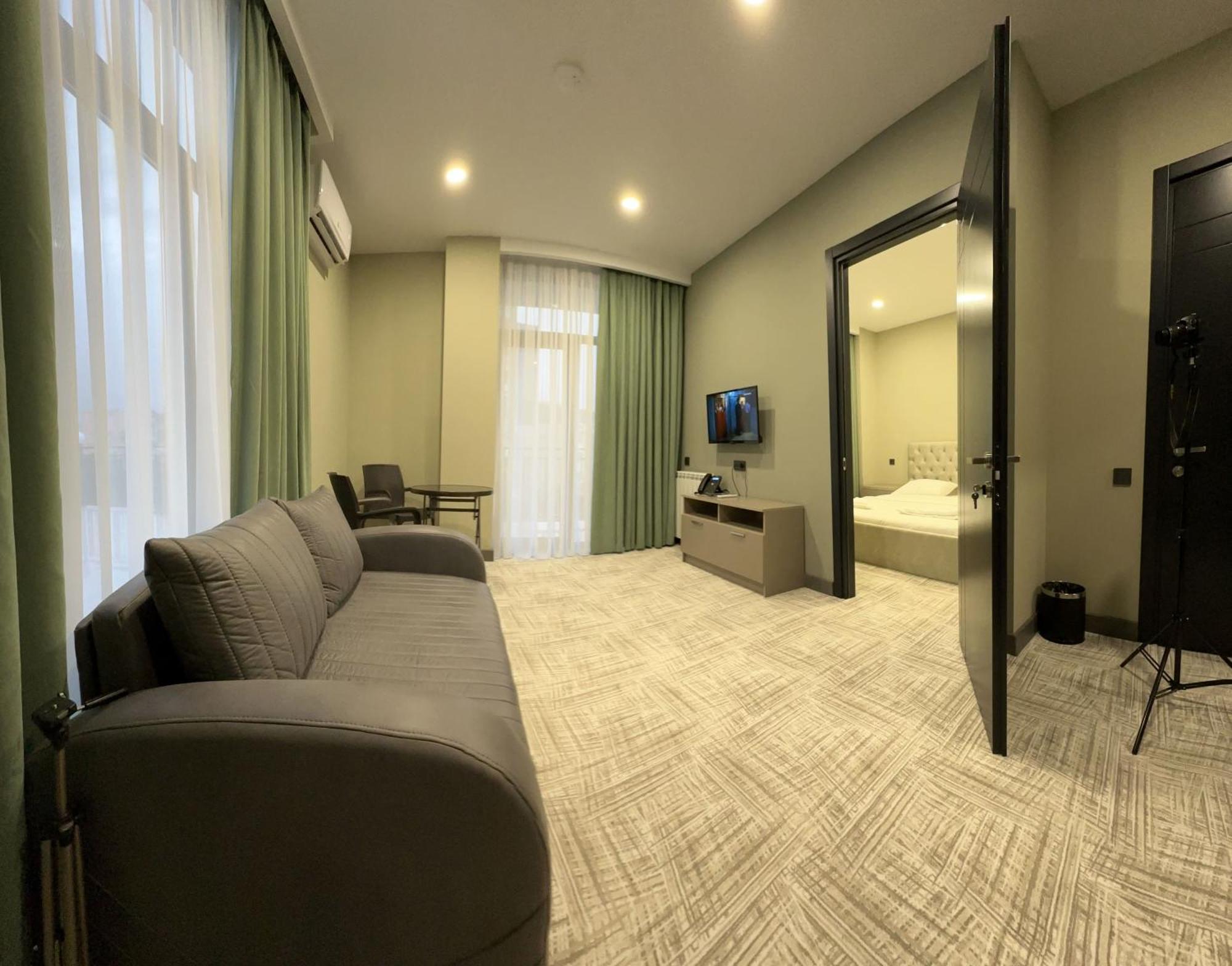 Caspian Vf Hotel Batoemi Buitenkant foto